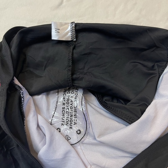 Long sleeve and shorts Bikini - Picture 6 of 7